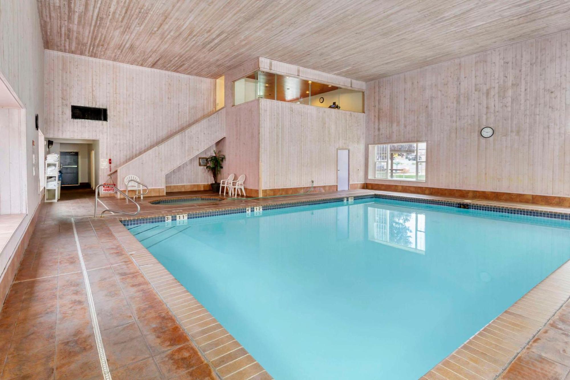 Quality Suites Moab Near Arches National Park Екстер'єр фото